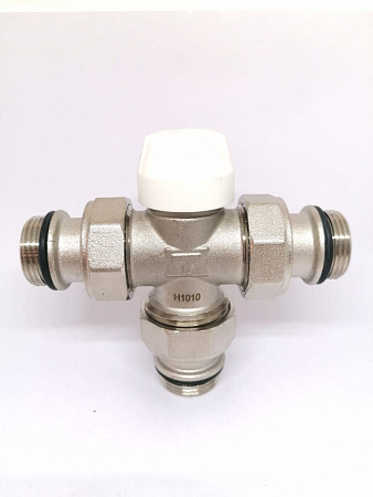 Трехходовой разделительный клапан под термоголовку 3/4&quot; НР BL8803A