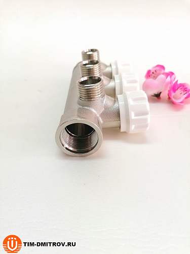 Коллектор с регулирующими вентилями под 90 градусов 3/4"х1/2"-3 отвода TIM арт.MR-03N-3