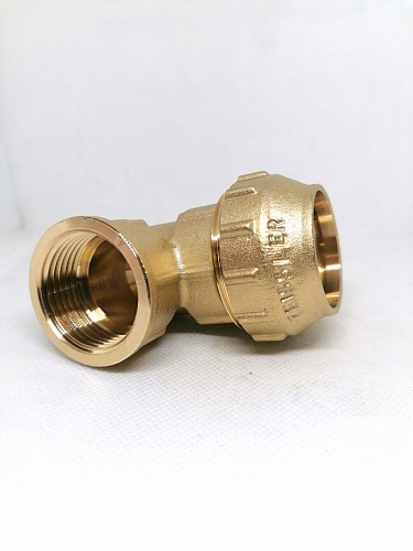 Угольник с внутренней резьбой для труб ПНД 32*1 ,ZSr.152.013206