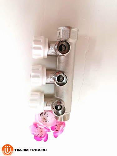 Коллектор с регулирующими вентилями под 90 градусов 3/4"х1/2"-3 отвода TIM арт.MR-03N-3